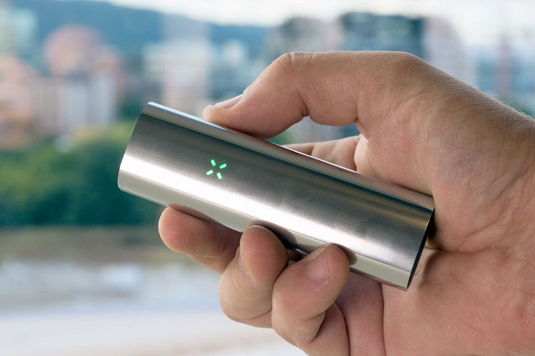 PAX 3 Vaporizer silver hand